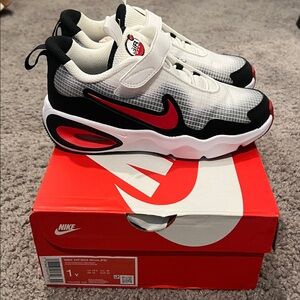 Nike Air Max Nova PS Sneakers - White and Red